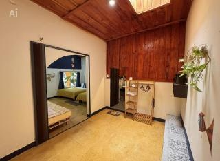Family Room - 6