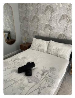 Cosy one-bedroom Welsh home - 8