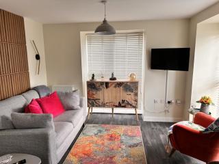 Cosy one-bedroom Welsh home - 2