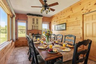 Massive 6BR 5BA Country Home with Central AC - 3