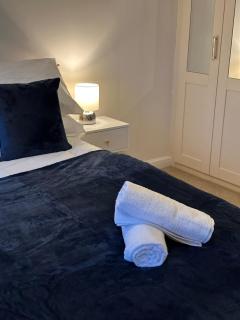 Cosy 2-Bed Flat in Reading - 1