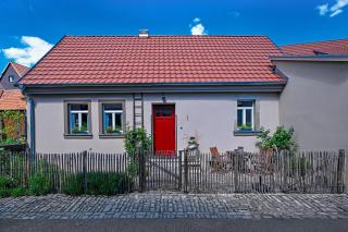 Fränkisches Cottage, gemütliches Ferienhaus in Franken, Wein und Wandern - 0
