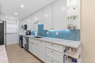 516 - Newly Updated Oceanfront 2 Bedroom - 1