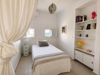 Cycladic Apartment with Amazing Sea View & Terrace - 2