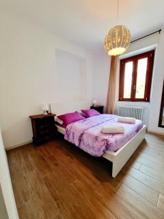 Tirano Family Hub - 8 Guests, Parking and View - 2