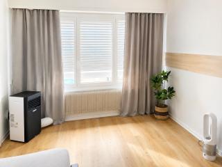 Bright Lake-View Apartment - 1