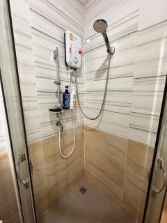 Bangkok Private 4BR Townhouse Pool and Gym l Bangna - 3