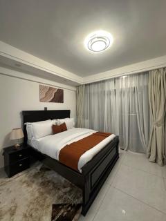 Luxury Boutique Suite Walk to GTC, Sarit & Malls - 8