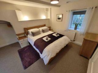 The Brew House, Wormhill Hall - 8