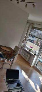 Stylish room with balcony in a central location & near Oktoberfest - 4