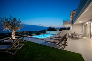Pool Villas Pastura - 1