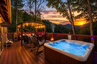 Mountain Views | Hot Tub | Near Bryson City - 0