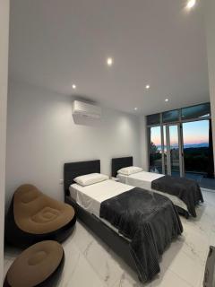 Shiroka Lake Suites - 8
