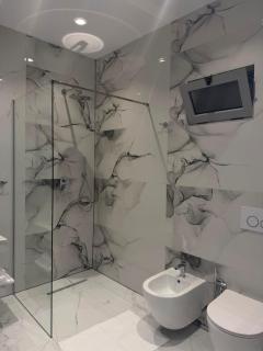 Shiroka Lake Suites - 2