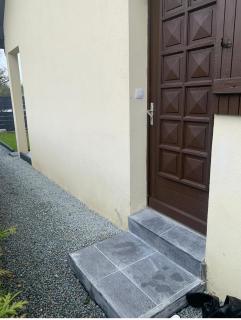 Apartment in a villa, Riverside, Parking - 3