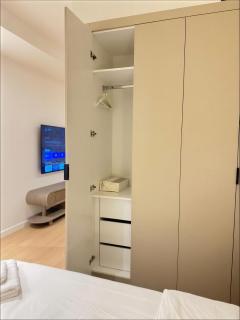 Prestige 1BR City Condo in the Heart of Downtown - 5