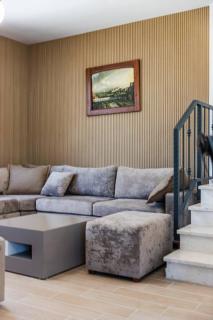 Sea Garden Retreat Modern Coastal Villa by PikHost - 4