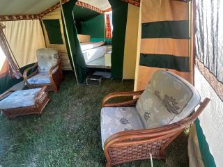 Ready Pitched Tent stay Bring your own bedding - 9