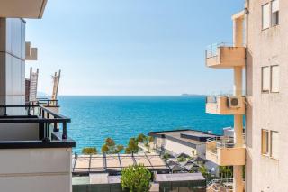 Marina Mirage Apartment by PikHost - 9