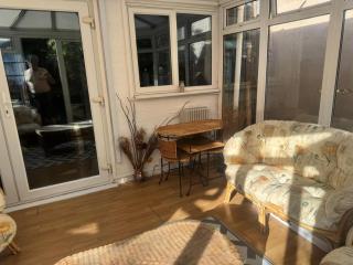 House with garden, London, Free parking - 6