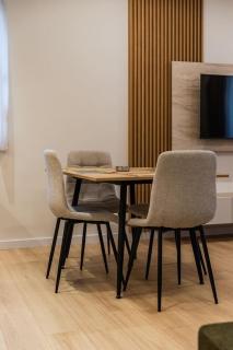 A&H Azure Apartaments 2BR by PikHost - 7