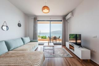Exclusive Seafront Apartments by PikHost - Vlorë - 0