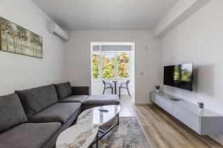 Central Tirana 1BR Apartment Near Main Square by PikHost - 5