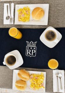Regency Plaza Hotel - 3