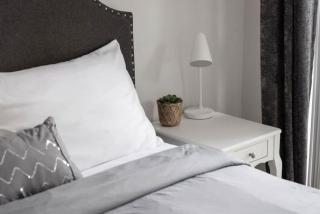 Cozy Downtown 2BR Suite near CN Tower with Balcony - 2