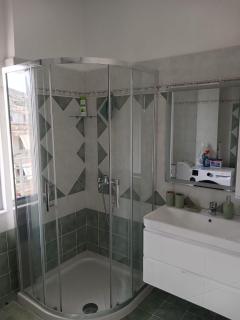Saranda Portside Apartment - 9