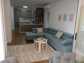 Saranda Portside Apartment - 6