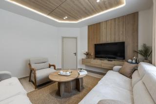 Loen Modern Seaside 3BR Apartment by PikHost - 6