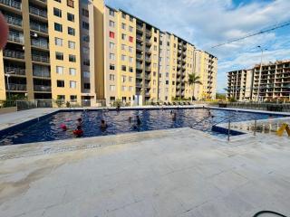 Apartamento con piscina y aire acondicionado en Ricaurte - 1