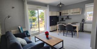 Charmant T3 Trébeurden avec terrasse, proche plages et commerces - 0