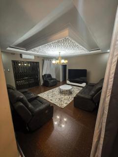Premium Luxury Apartments - 8