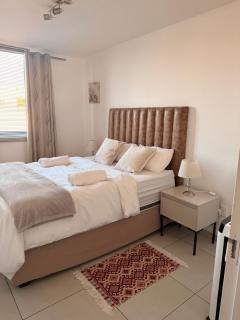 Windhoek 1 bed Apartment - 4
