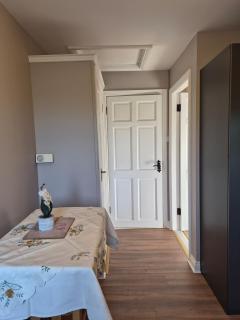One Bedroom Flat Minutes from Gorey - 1