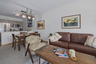 Luxury Mountain Escape - Panoramic Views at Juniper Springs Lodge - 7