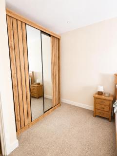 Stylish Wrexham City Centre 1 Bedroom Apartment Sleeps 4 - 8