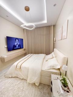 Elegant modern apartment with self check in - 8