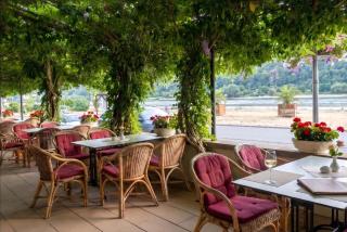 Hotel Schön am Rhein - 8