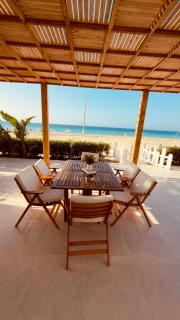 Baghoush Sidi Heneish Top-Notch 4BR Chalet Sea Front - 5