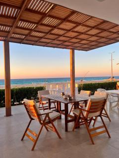 Baghoush Sidi Heneish Top-Notch 4BR Chalet Sea Front - 3