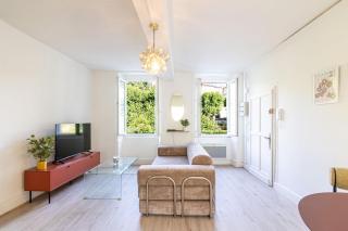 Appartement rive du Gers - Vue et parking - 0