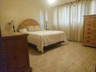 Gazcue, near Colonial Zone, Charming apart 1 Bed, 1 Bath, AC, Hot Water, Wifi - 9