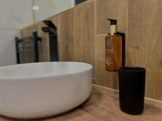 Luxusní apartmán, výhled na náměstí, 10 min k pláži - 6