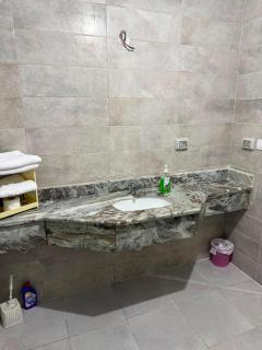 Luxury Downtown Apartment in New Alamein - 4
