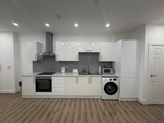 Deluxe 2-BDR Apartment - 8
