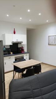 Grand duplex confortable en plein centre - 8