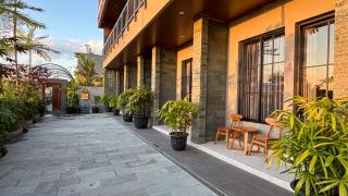 10 Living House - 1